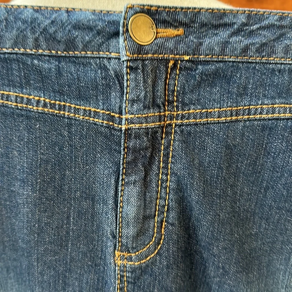 Avenue Denim Skirt - Picture 5 of 9